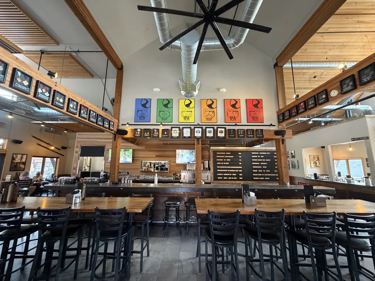 Full taproom at Sunriver Brewing, looking toward the entry