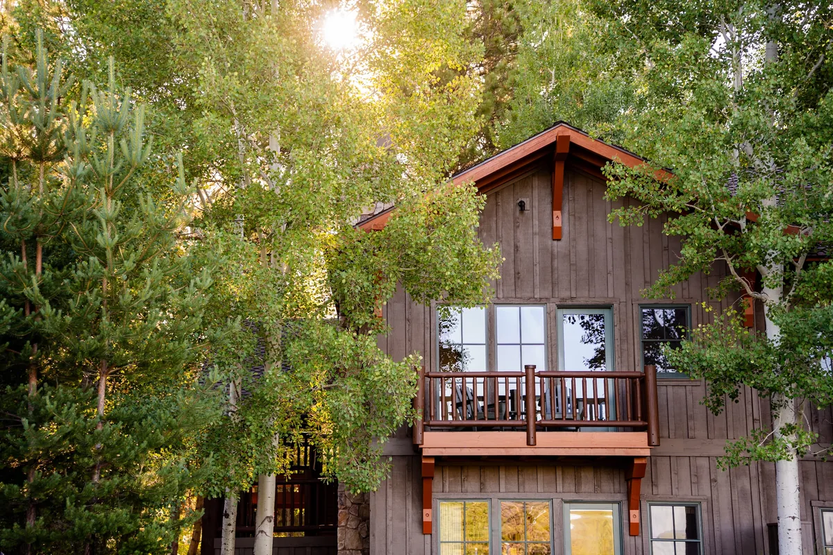 Lodge guest building balconies and decks